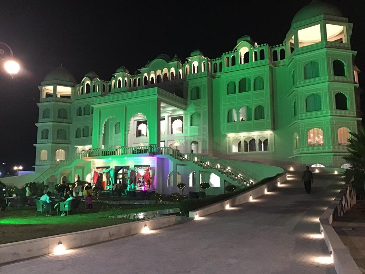 Indralok Palace Hotel & Resort Morena Ngoại thất bức ảnh