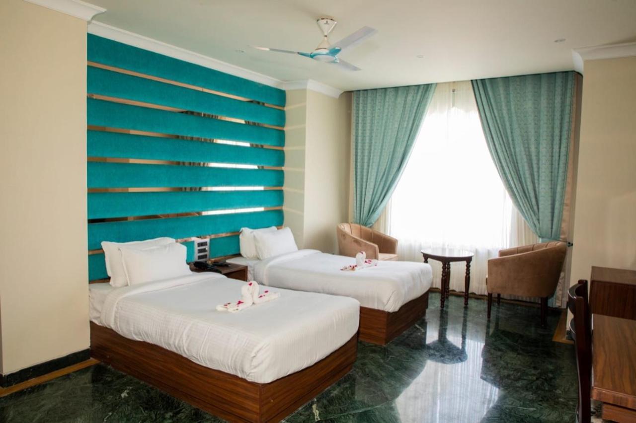 Indralok Palace Hotel & Resort Morena Phòng bức ảnh